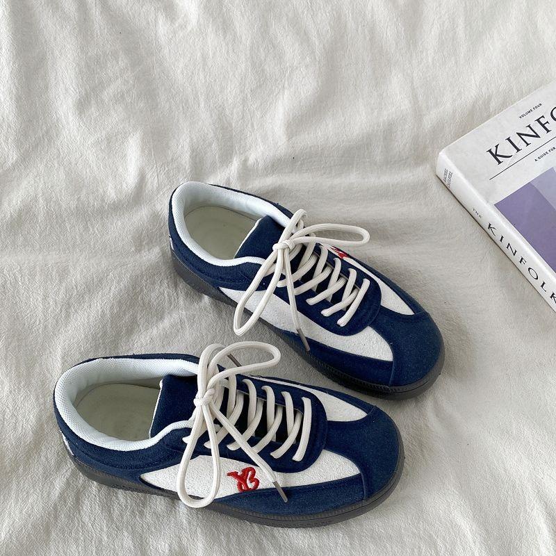 Women's new retro niche versatile casual sports round head white shoes student board shoes