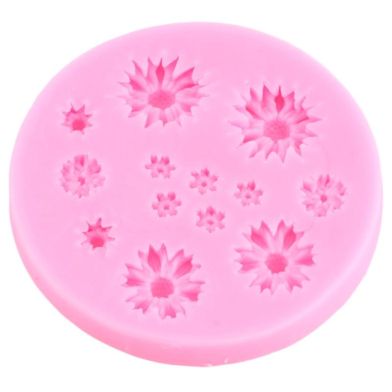 Daisy Wild Chrysanthemum Flower Silicone Mould DIY Cupcake Baking Moulds Daisy Fondant Mould Cake Decorating Tools Chocolate Candy Resin Mould