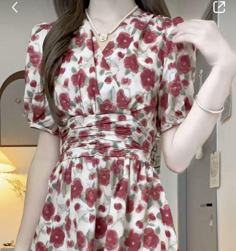 2026 Plus Size French V-neck High-waisted Print Dress - Elegant Slimming Summer Style for Women