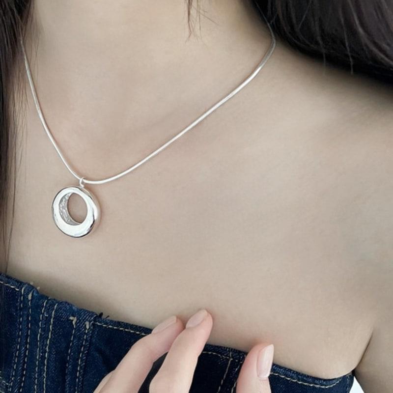 Pinekim Onion Necklace