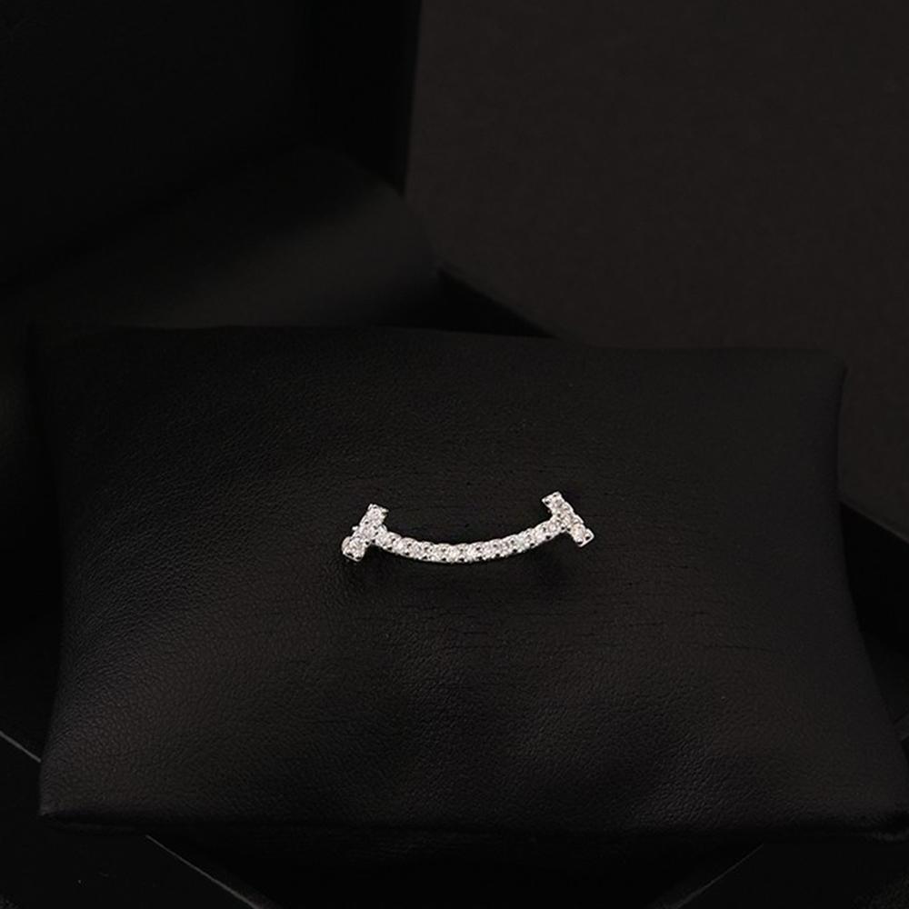 

Cute Rhinestone Letter Brooches Women Men English Word Love Party Office Brooch Pins Bridal Fashion Jewelry Gifts Wholesale