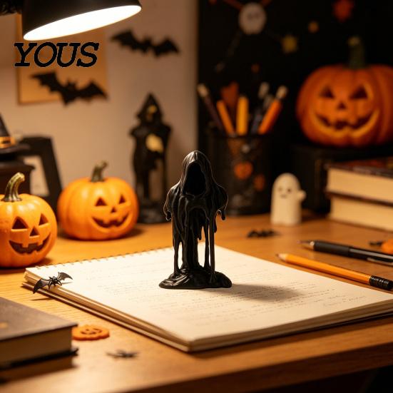 Desk Decoration 3D Printed Grim Reaper Statue Decor, Halloween Figurine, Cute & Spooky PLA Material Toys Ornament, Home Office Shelf Decor