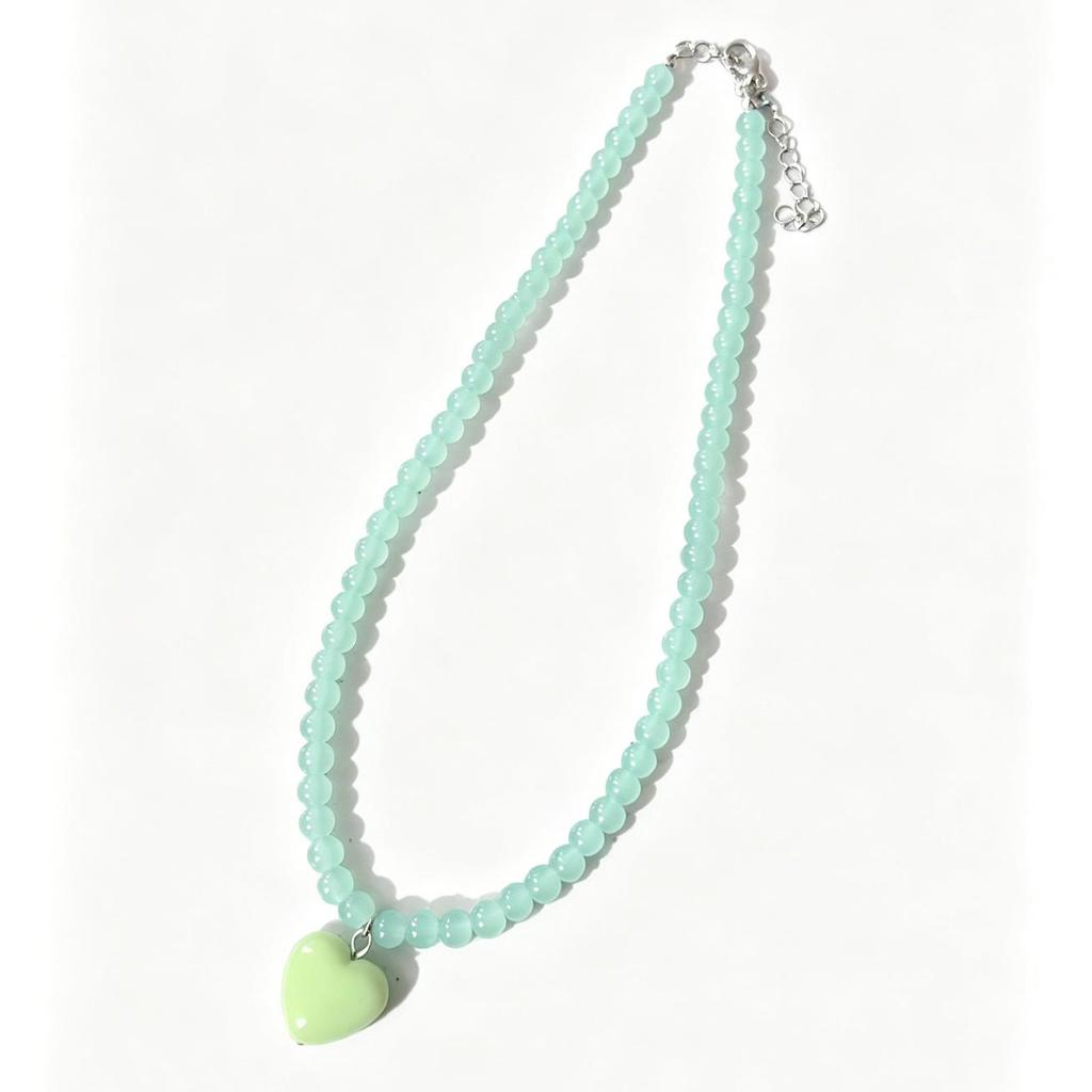 Colorful Beaded Heart Necklace – Versatile, Sweet Collarbone Chain for Women
