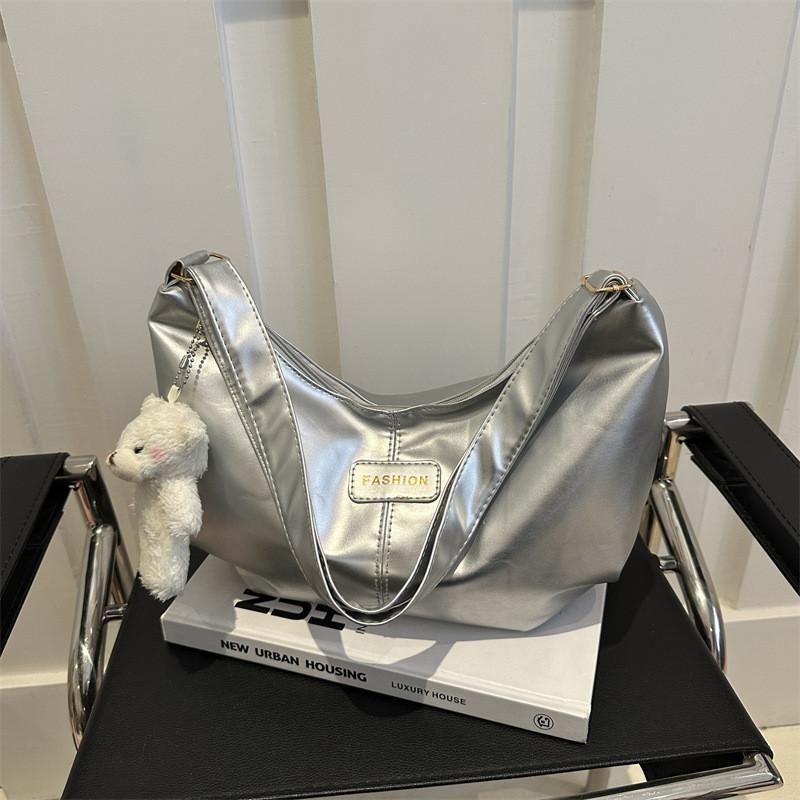 Fashionable 2024 Soft Pu Leather Tote Handbag For Women With Large Capacity And Stylish Stitches