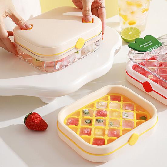 Press-Release Ice Cube Tray with Lid Storage Box BPA-Free Silicone Mold for Freezer Leak-Proof Stackable Ice Ice Maker for Home Party