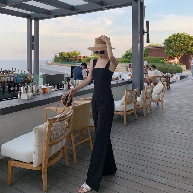 

2026 Women s High-Waisted Strappy Jumpsuit: Sleeveless, Waist-Cinched, Slimming Wide-Leg, Floor-Length for Spring/Summer S (up to 45kg) чёрный