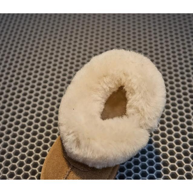 New Children's Snow Boots with Fleece Lining, Thickened Girls' Cotton Shoes, Boys' Cotton Boots, Waterproof and Non-Slip Short Boots for Winter