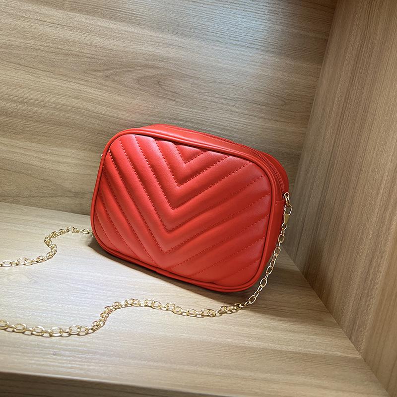 Rhombus Embroidery Thread Bag Women's New Retro Women's Bag Chain Messenger Bag Fashionable and Simple Small Square Bag