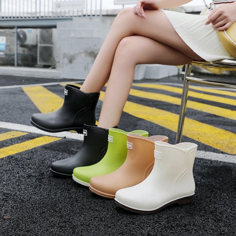 Short rain boots women's fashion waterproof shoes non-slip car wash rain shoes women wear rubber shoes women fleece