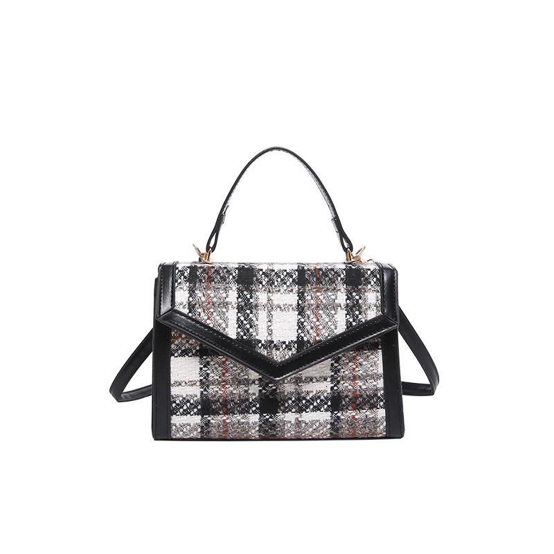 Elegant Women's Small Square Bag In Trendy Plaid Pattern Perfect For Fall Winter Use