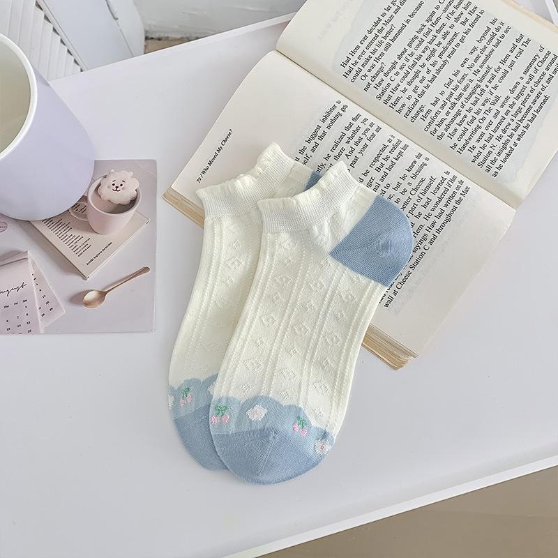 

Женские весенне-летние повседневные вышитые вишней милые клетчатые короткие носки-лодочки 1 pair белый/синий