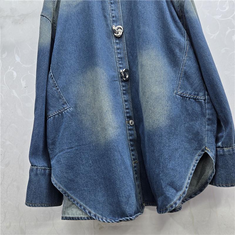 European Station Retro Washed Denim Shirt with 3D Buttons, Batwing Long Sleeves, and Lapel - Autumn/Winter Loose Street Style.