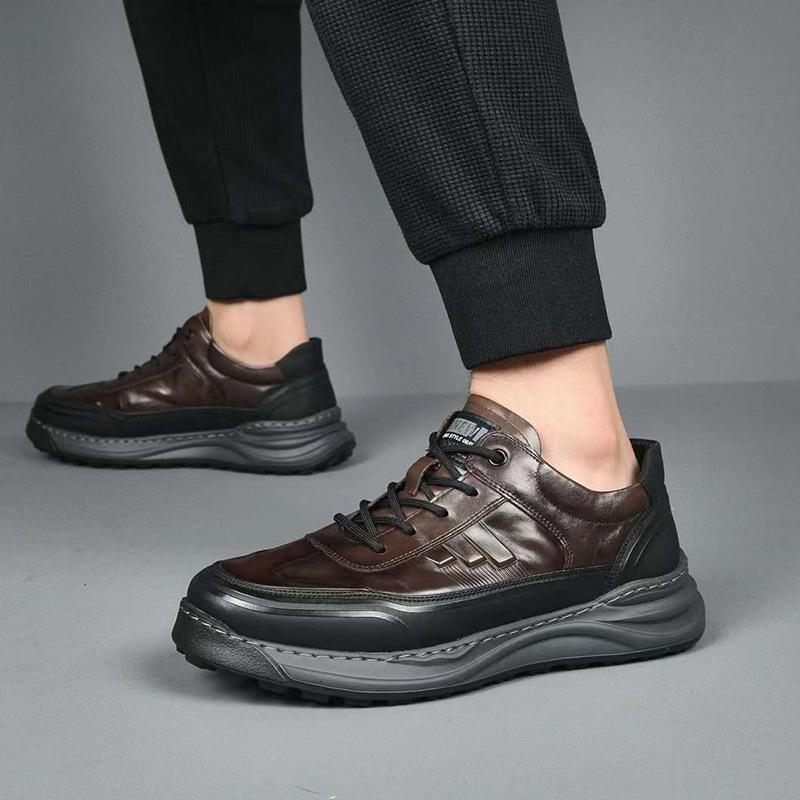 

Кожаные мужские туфли из коровьей кожи первого слоя, зима 2024, новые спортивные и повседневные туфли с мягкой подошвой и нескользящей подошвой для мужчин 38 коричневый