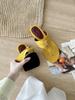 Soft-soled French small sandals outside women's shoes 2025 summer retro fairy wind pinch foot flip-flops flat-bottomed slippers tide