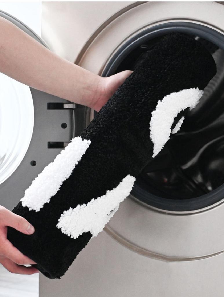 Inyahome Black and White Get Naked Bath Floor Mats Luxury Soft Absorbent Plush Microfiber Bathroom Rugs Carpet Farmhouse Decor