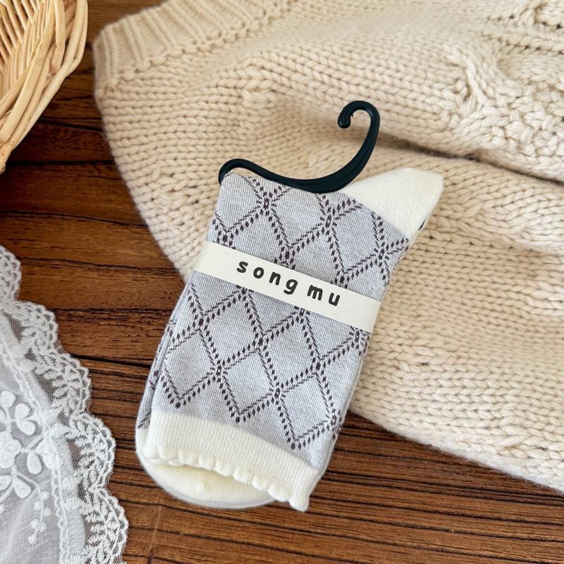 Boneless Socks, Women's Mid-calf Socks, Autumn and Winter Girls' Bow Pile Socks