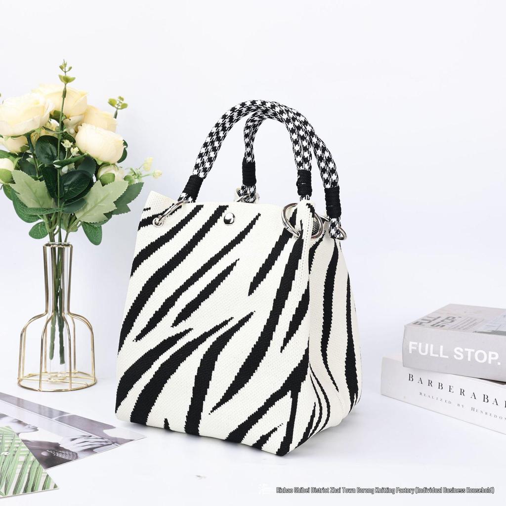 Korean-Style Cute Handbag with Magnetic Buckle, Large Capacity, Casual Woven Knit Bucket Bag for Work and Commute