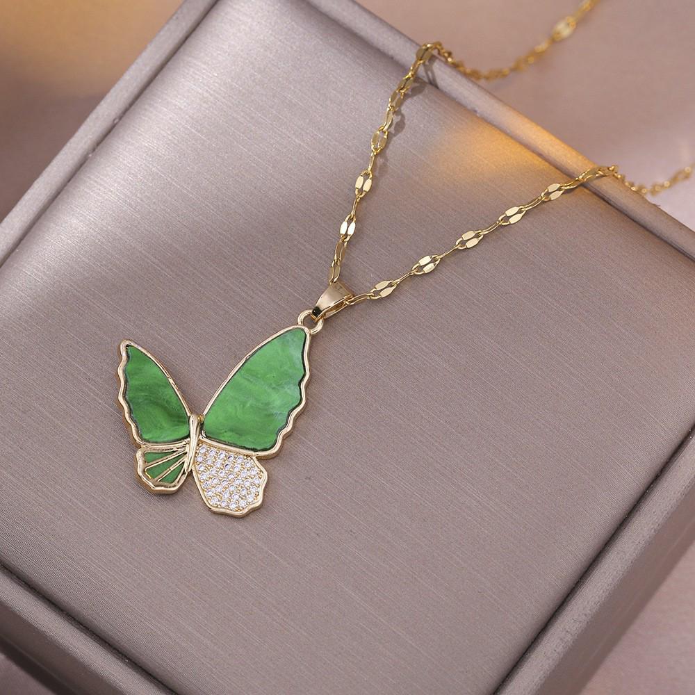 Women's Fashion Heart Pendant Necklace - Elegant, Simple Design, Versatile Clavicle Chain Jewelry