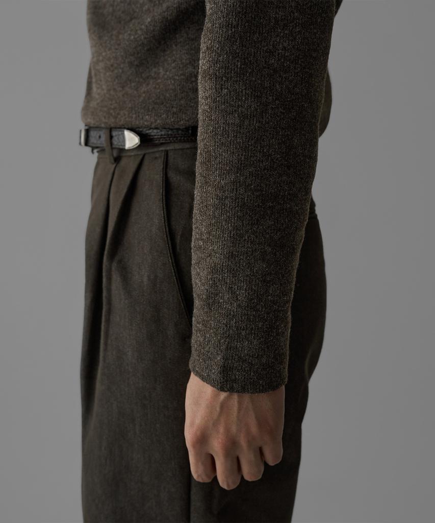 Baulopeulodeogteu Hairy Muscle Round Long Sleeve Knit Tee [Brown]