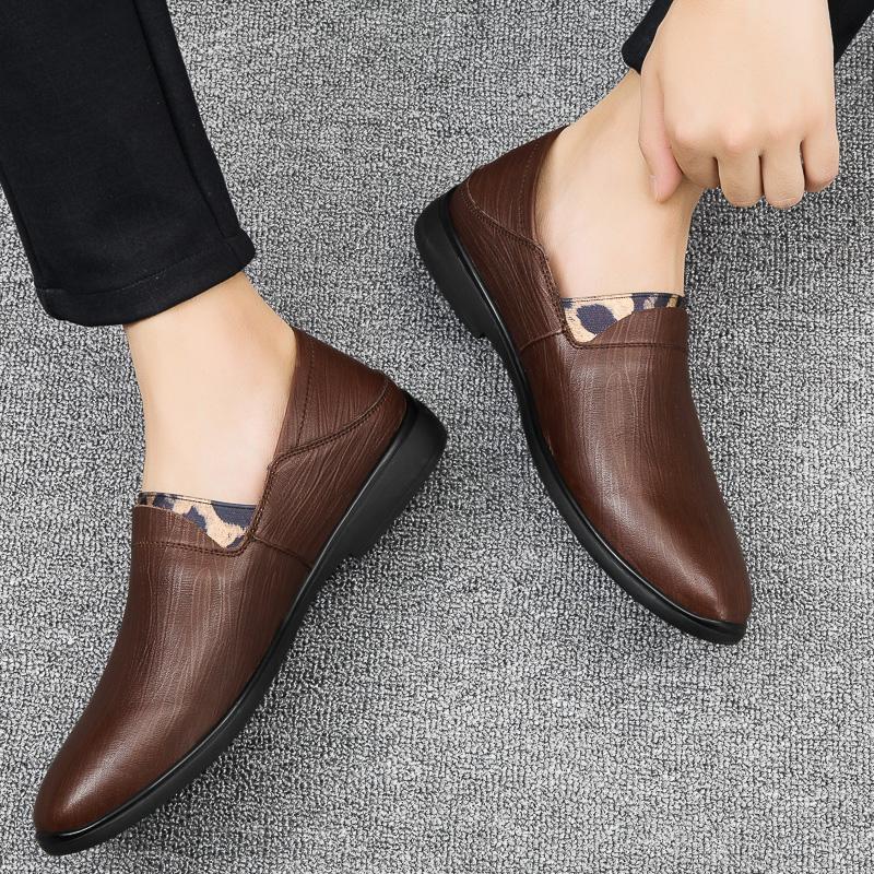 2025 British Style Men's Genuine Leather Loafers Retro Brown Men's Banquet Dress Shoes Lightweight Driving Shoes Anti Slip