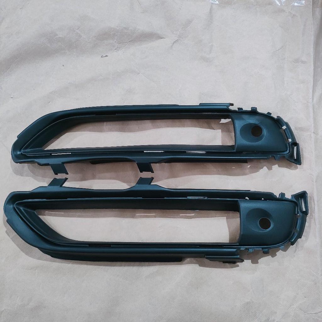 Porsche Cayenne 18 Turbo Front Bumper Air Vent Fog Light Frame Protector