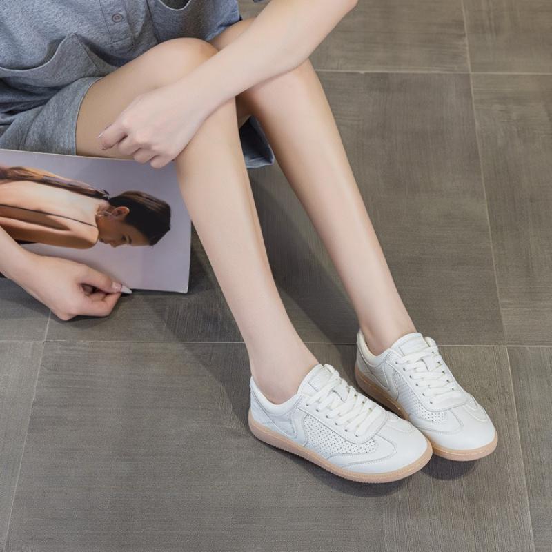 Women's Soft Bottom Small White Shoes Spring and Summer Large Size Shoes Hundred with Breathable Hollow De Training Shoes