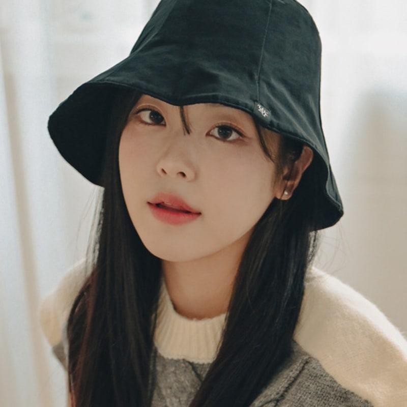 

ULUK Lucida Label Двусторонняя панама-ведро с перфорацией в виде цветов, 3 цвета black