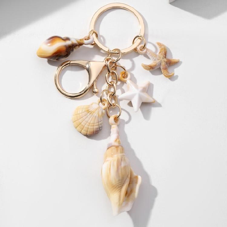 Exquisite Shell Keychain Conch Starfish and Star Pendant Keyring Bag Decoration Fashionable Beach Vacation Accessory