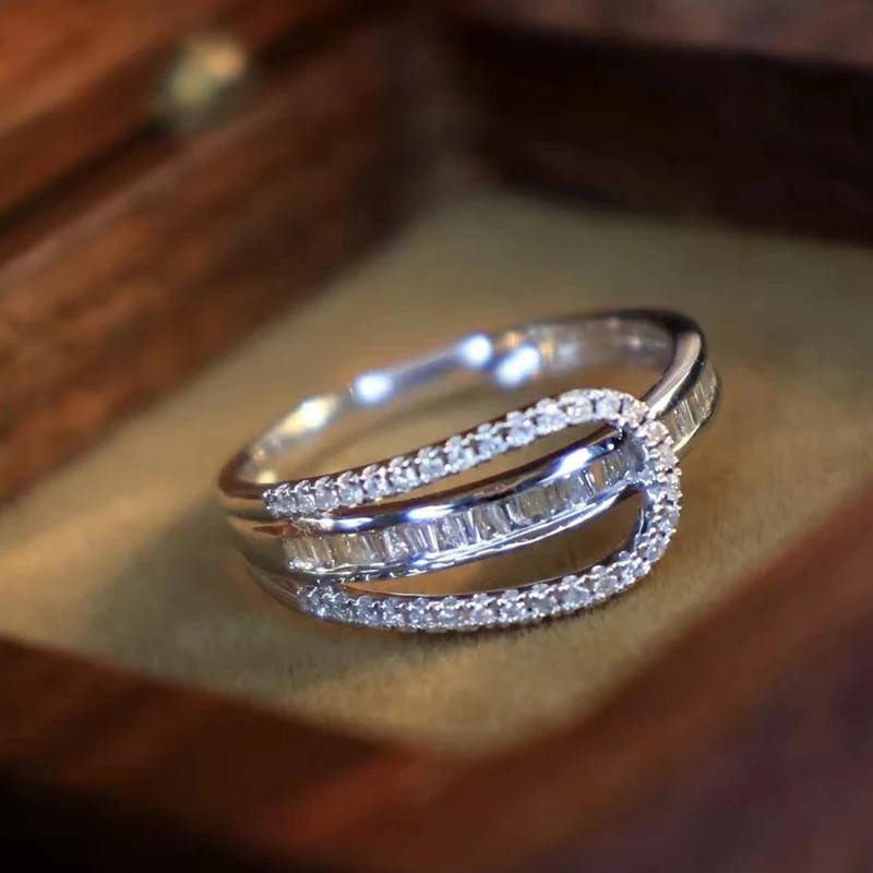 Huitan Trendy Women Rings Geometric Fashion Design Cubic Zirconia Rings for Engagement Wedding Silver Color Luxury Jewelry