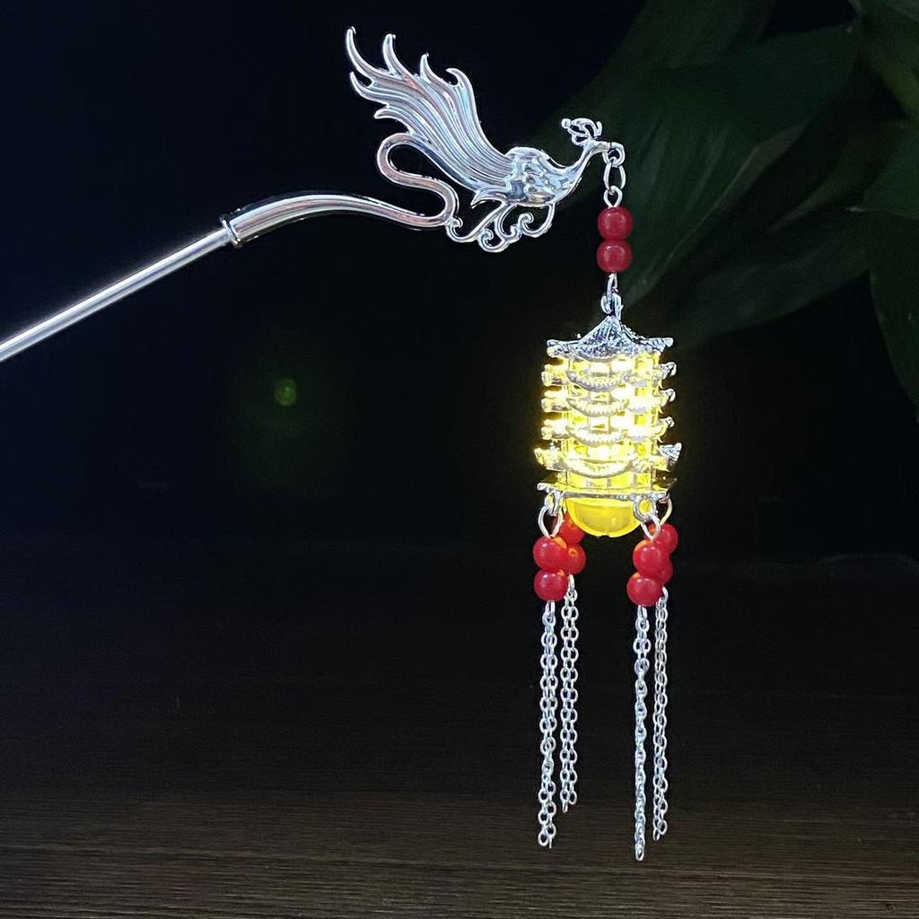 Ancient Style Luminous Hairpin: High-End Alloy Lantern Design for Hanfu Skirts