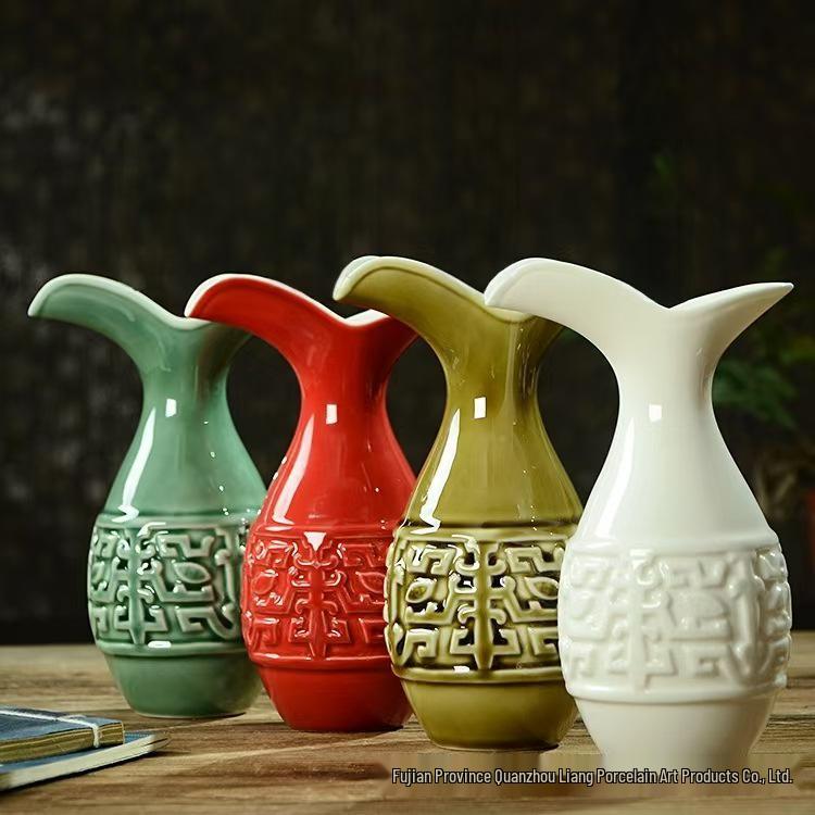 Chinese Classical White Porcelain Lady Figurine for Home Decor