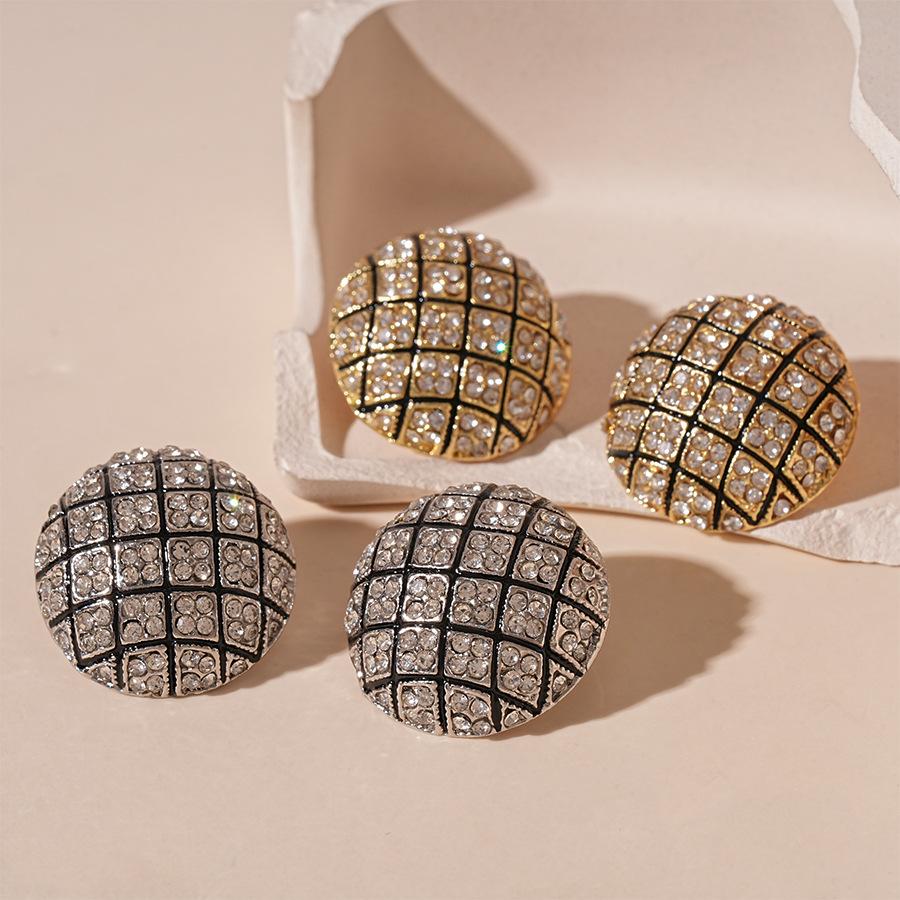 Retro style diamond-set round geometric silver needle stud earrings simple niche premium earrings
