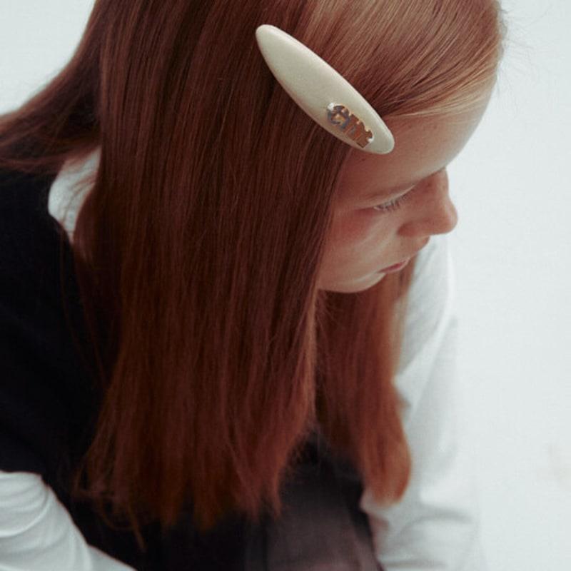 Elizabeth Moments Beige Oval Patent Leather Hair Pin