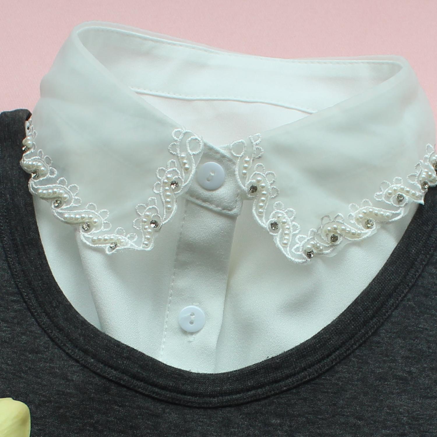 

1 piece of fake collar with flower patterns, beading, sequins and wavy edges, a shiny decorative shirt collar that can be worn a
