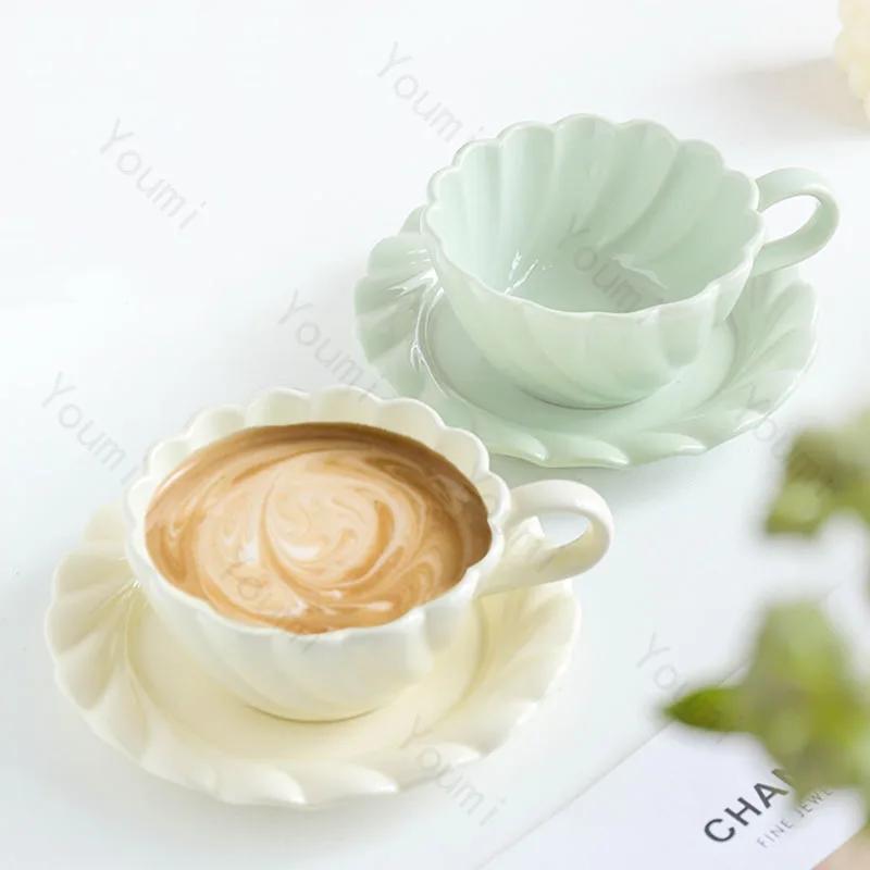 Kreativní jednobarevné kávové šálky Lehký luxus Vynikající keramický kávový šálek s podšálkem Sada Domácí šálek na odpolední čaj Stolní nádobí
