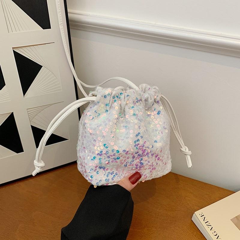Sequined Drawstring Bucket Tote Bag Women's New Fashion Versatile Shoulder Bag Trendy Messenger Bag