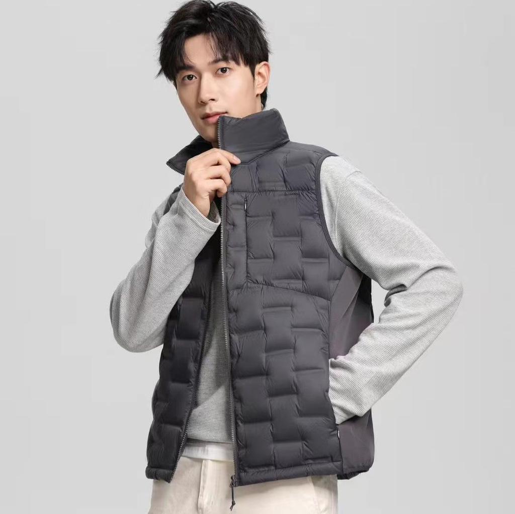 Men's Cross 2026 Winter Lightweight Down Vest - 90% Down, Stand Collar, Heat-Sealed, Versatile Outerwear.
