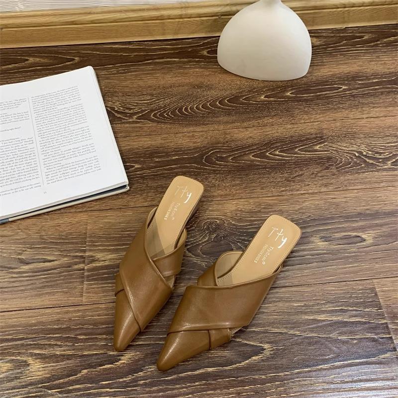 

Туфли мюли лето новые на плоской подошве прохладные шлепанцы сумка голова заостренный плоский каблук плиссированные полушлепанцы женская уличная обувь 40 жёлтый