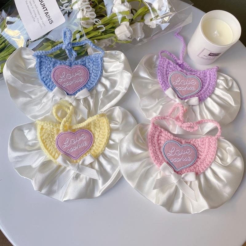 Cute Princess‑Style Cream Pet Bib Love Embroidered Bow Decor Saliva Towel for Cats Dogs