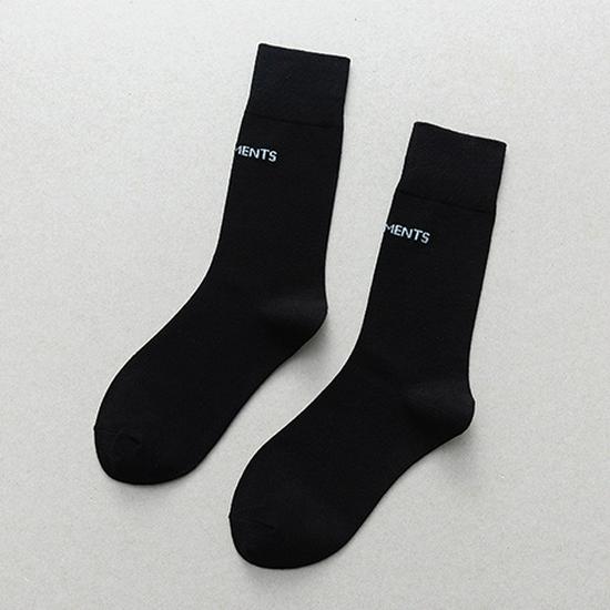 Zhuji Women's Korean Style Letter Print Mid-Calf Socks - Trendy College-Style for Spring and Autumn