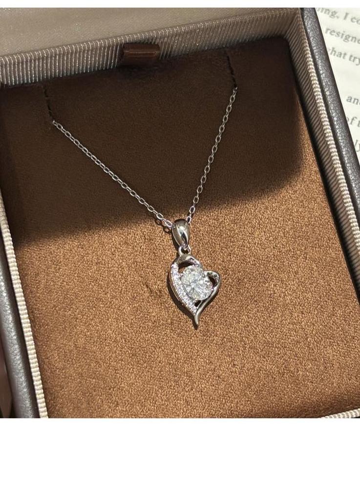 Sterling Silver Heart-Shaped Moissanite Necklace - Elegant and Versatile Pendant