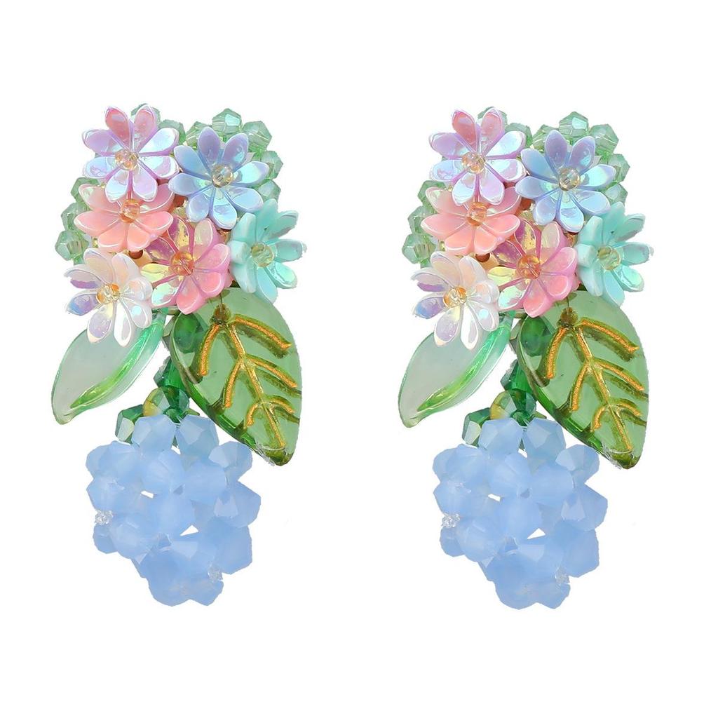 Floral Resin Earrings: Elegant Spring Design with Flowers and Leaves