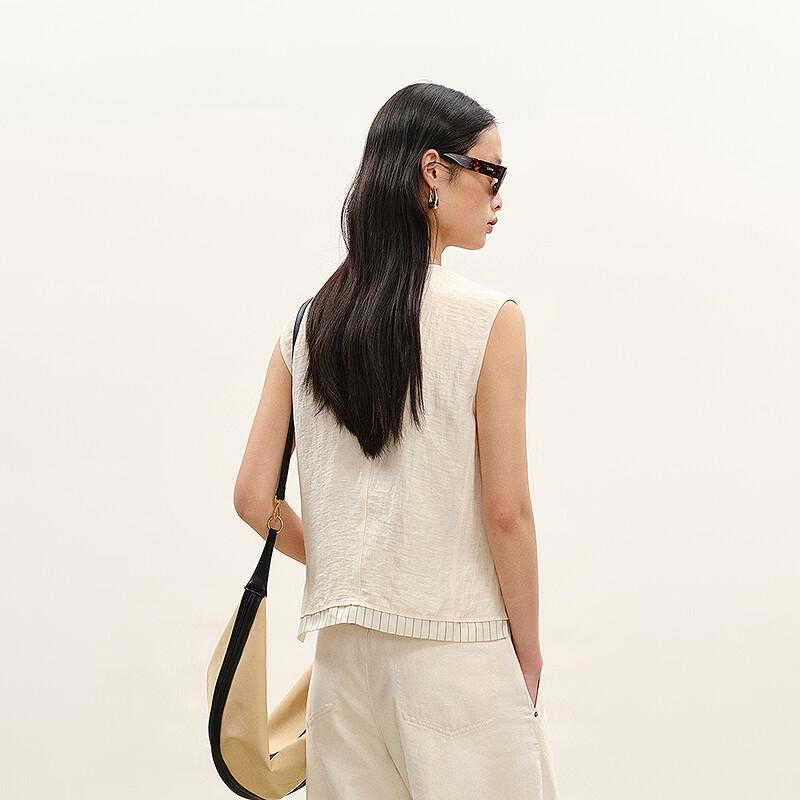 Collarless Sleeveless Straight-Fit Vest