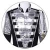La star suprême du Roi de la Pop, Michael Jackson, se produit dans le même costume en cuir