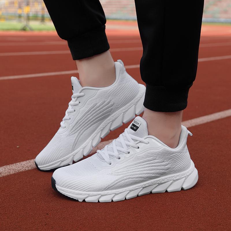 Fashion Spring Flying Knitted Breathable Running Shoes Sports Women Casual Shoes Soft Sole Couples Men And Women Small White Shoes