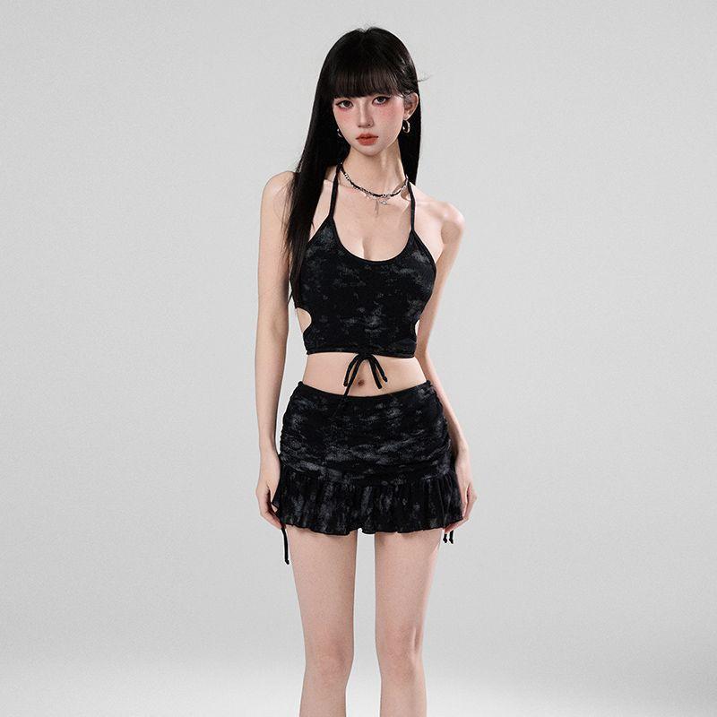 

Split Swimsuit Women With A Sense Of Luxury Pure Desire Sexiness. Seaside Vacation Skirt Style Flat Corner Soaking In Hot Springs M чёрный