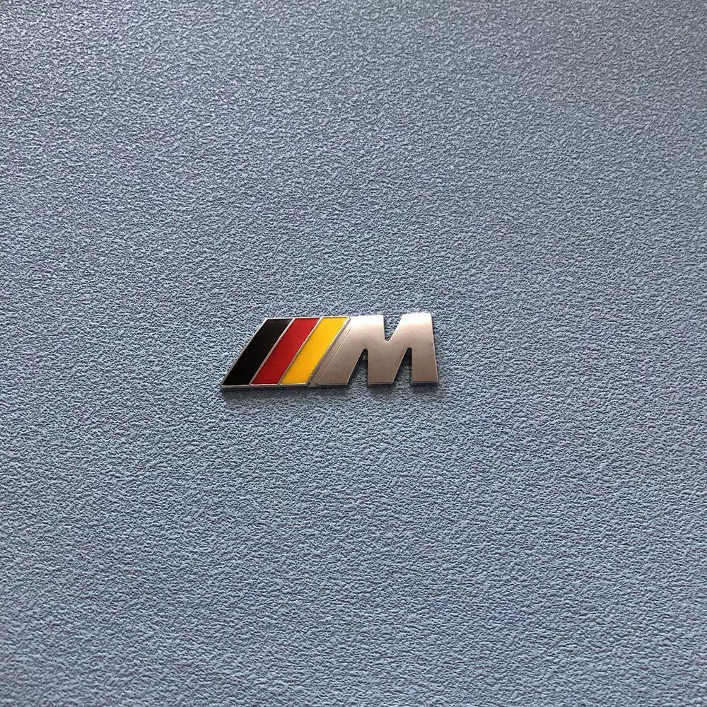 Metal Car Emblem Fender Side Rear Trunk Badge M Logo Stickers For BMW M M3 M5 M6 X3 E46 E90 F30 G20 E36 E34 G30 Auto Accessories sdzn32 pvcz2