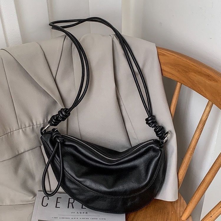 High-end Dumpling-shaped Bags for Women Soft Leather Versatile Crossbody Bags Stylish Single-shoulder Underarm Bags for Commuting