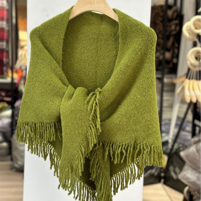 New Niche Design Solid Color Tassel Triangle Scarf for Men and Women Retro Thickened Warm Wool Shawl·