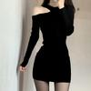Slim-fit hip-wrapped skirt off-the-shoulder knitted dress, spring and autumn tight women's clothing, European and American hot girl skirts